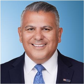 Headshot of Vladimir Victorio